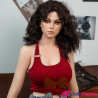 Flora silicone doll brune dans son salon 166cm IronTech