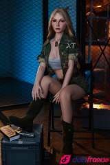 Sexdoll militaire Melanie la garce 164cm C-cup XTDoll