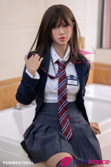 Sexdoll Lucy la petite étudiante en stock 165cm C-cup FunWestDoll