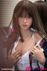 Sexdoll Lucy la petite étudiante en stock 165cm C-cup FunWestDoll