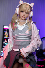 Sexdoll gameuse blonde Alice en stock EU 159cm A-cup FunWestDoll