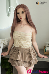 Qian Sexdoll asiatique silicone en mini-jupe 158cm bonnet B FanReal