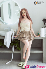 Qian Sexdoll asiatique silicone en mini-jupe 158cm bonnet B FanReal